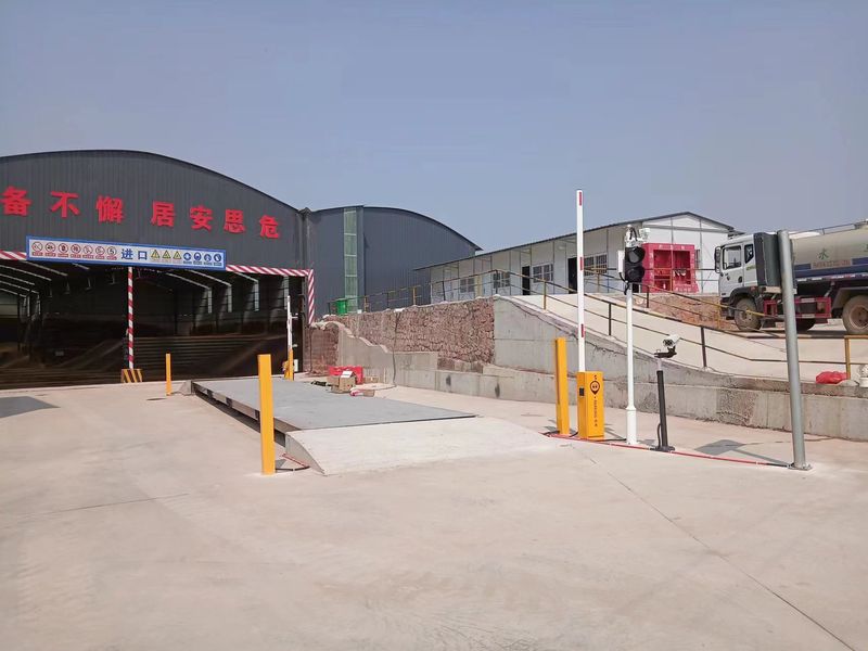 江西，兩套單臺(tái)雙向車(chē)牌識(shí)別系統(tǒng)